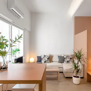 https://designer-loft-in-granada-center-2min-cathedral-free-wifi.es-andalucia.com